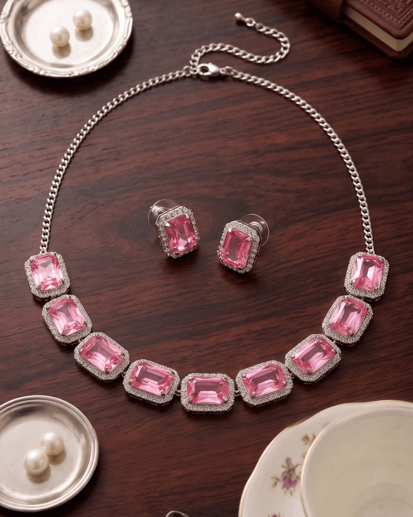Emerald Luxe Necklace Set with Stud Earrings - Sannu Fashion Store
