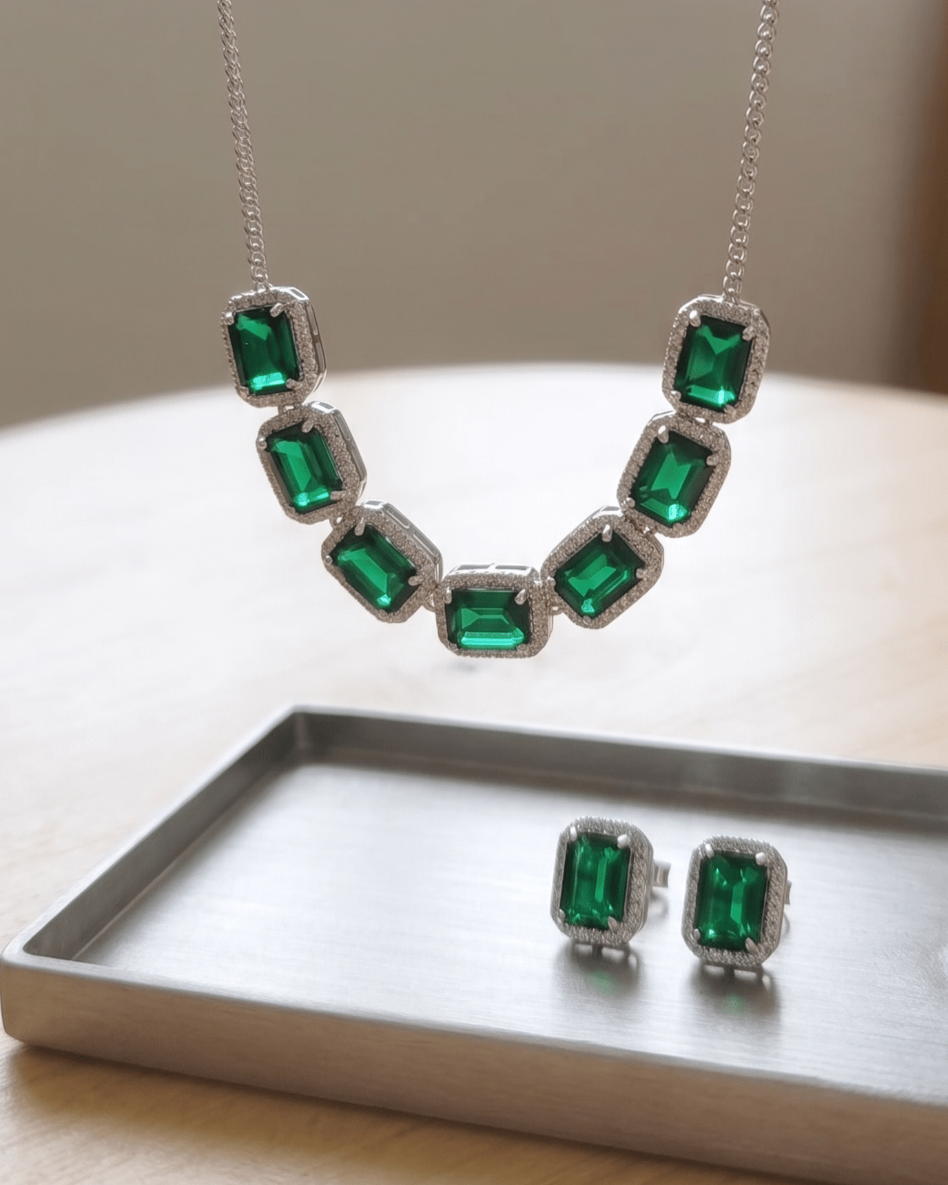 Emerald Luxe Necklace Set with Stud Earrings - Sannu Fashion Store